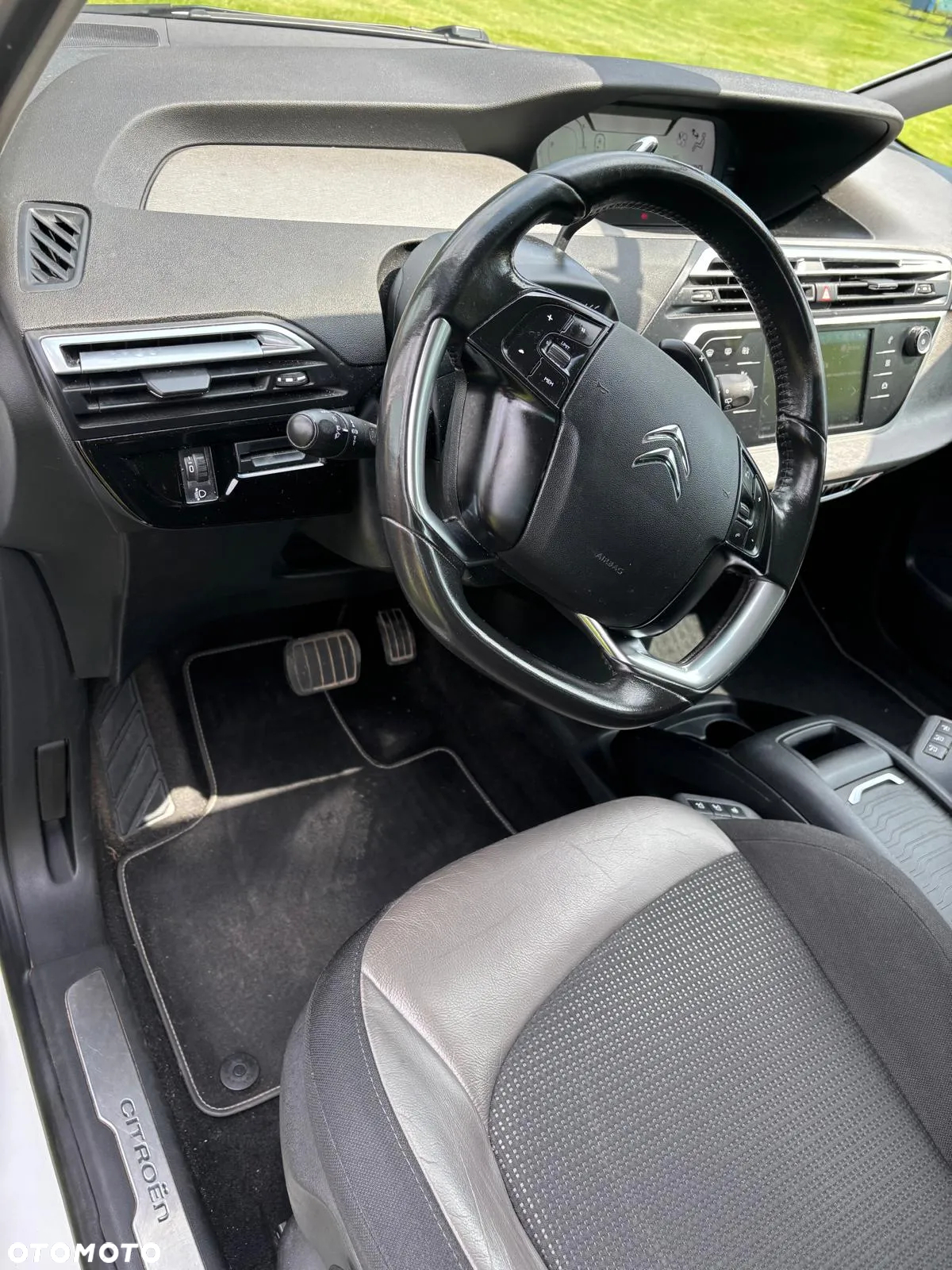 Citroën C4 Grand Picasso - 11