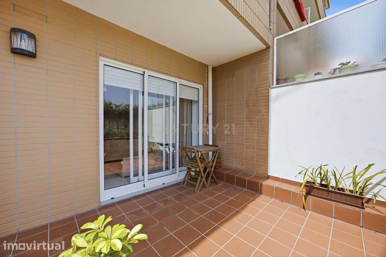 Apartamento T2+1 de excelentes áreas com terraço e Box fechada - Grande imagem: 5/22