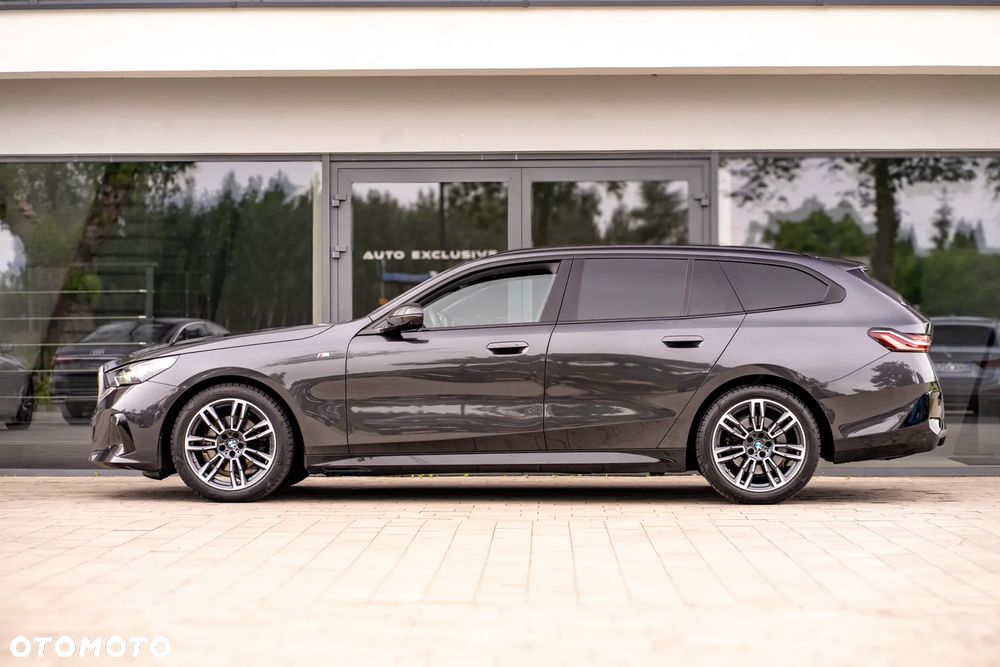 BMW Seria 5 520d xDrive mHEV M Sport - 16