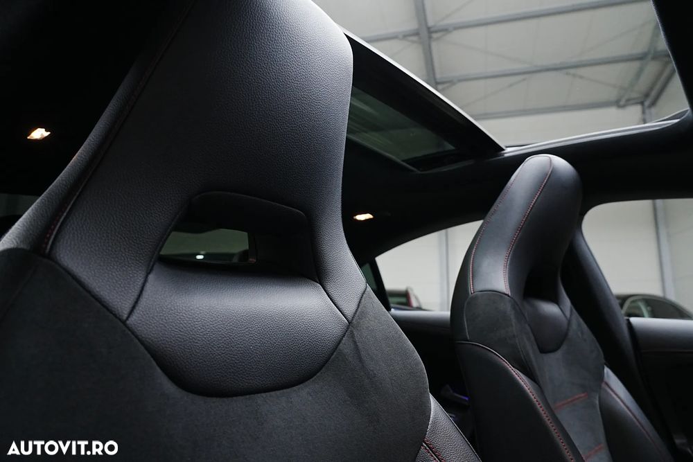 Mercedes-Benz CLA 180 7G-DCT Edition AMG Line - 39