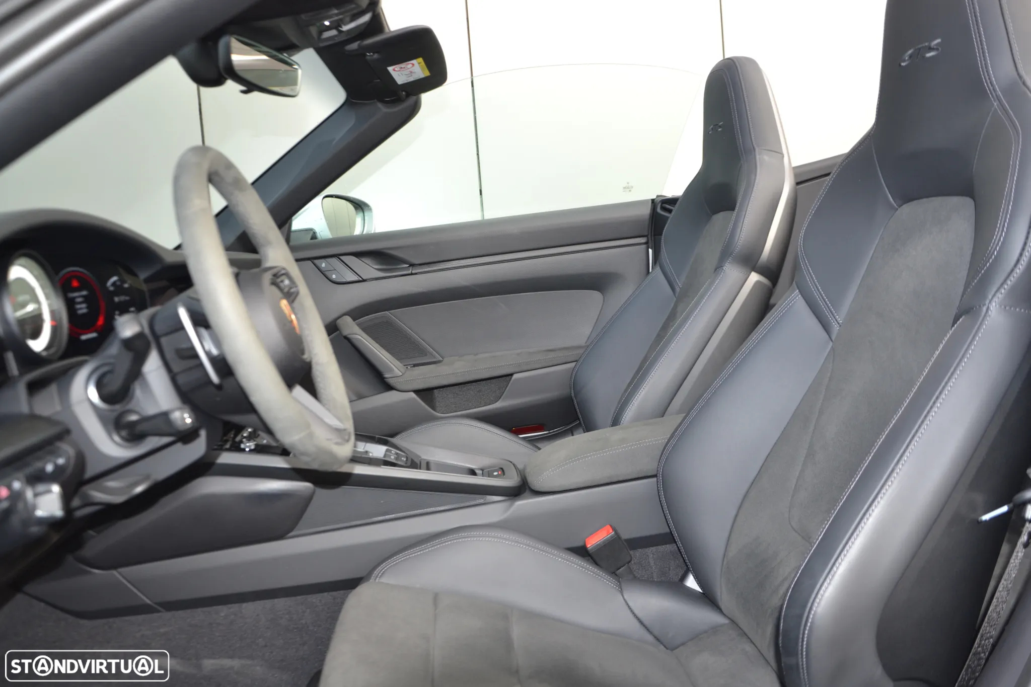 Porsche 911 (992) Carrera GTS PDK - 22