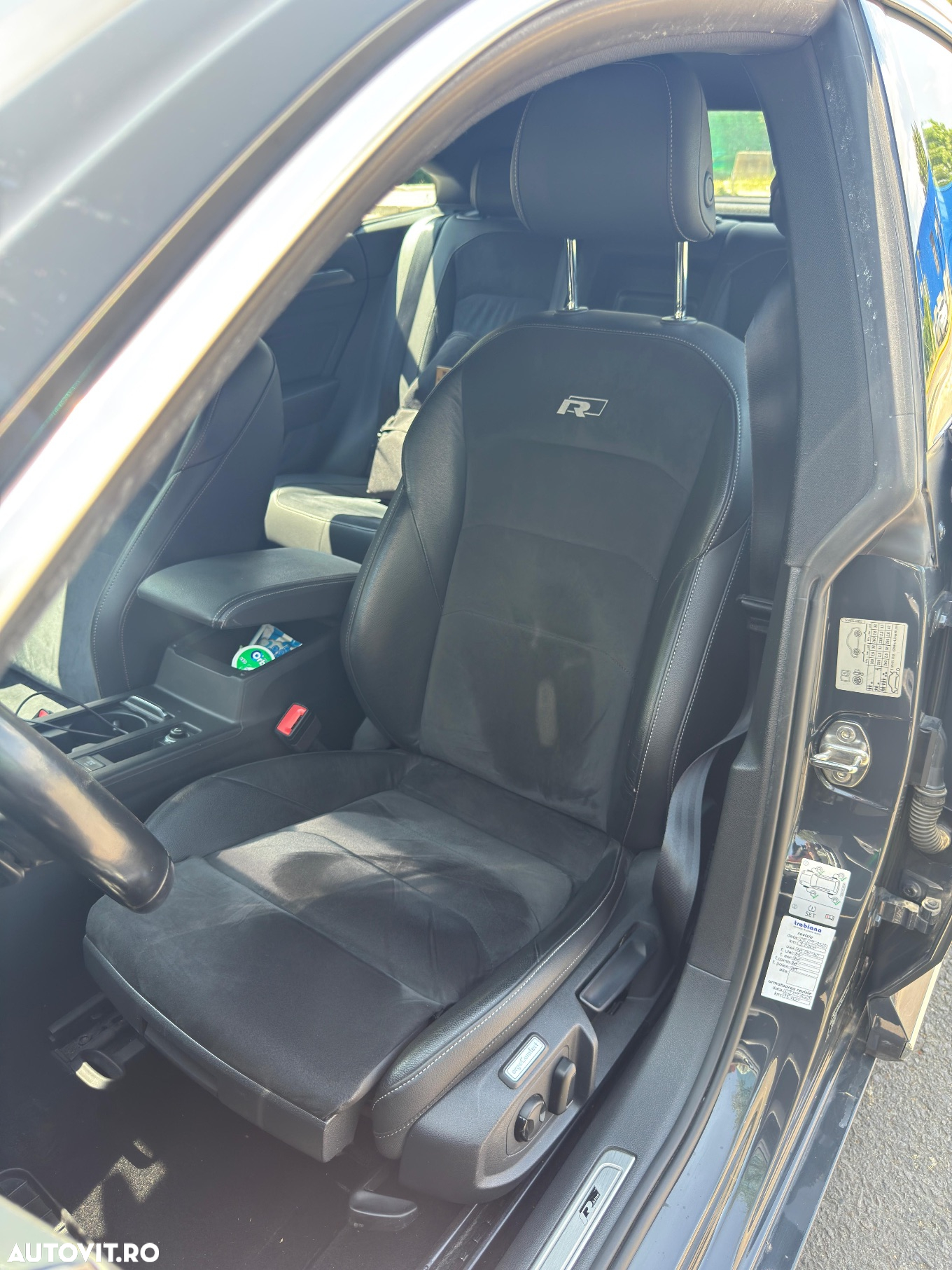 Volkswagen ARTEON 2.0 TDI DSG 4Motion R-Line - 11