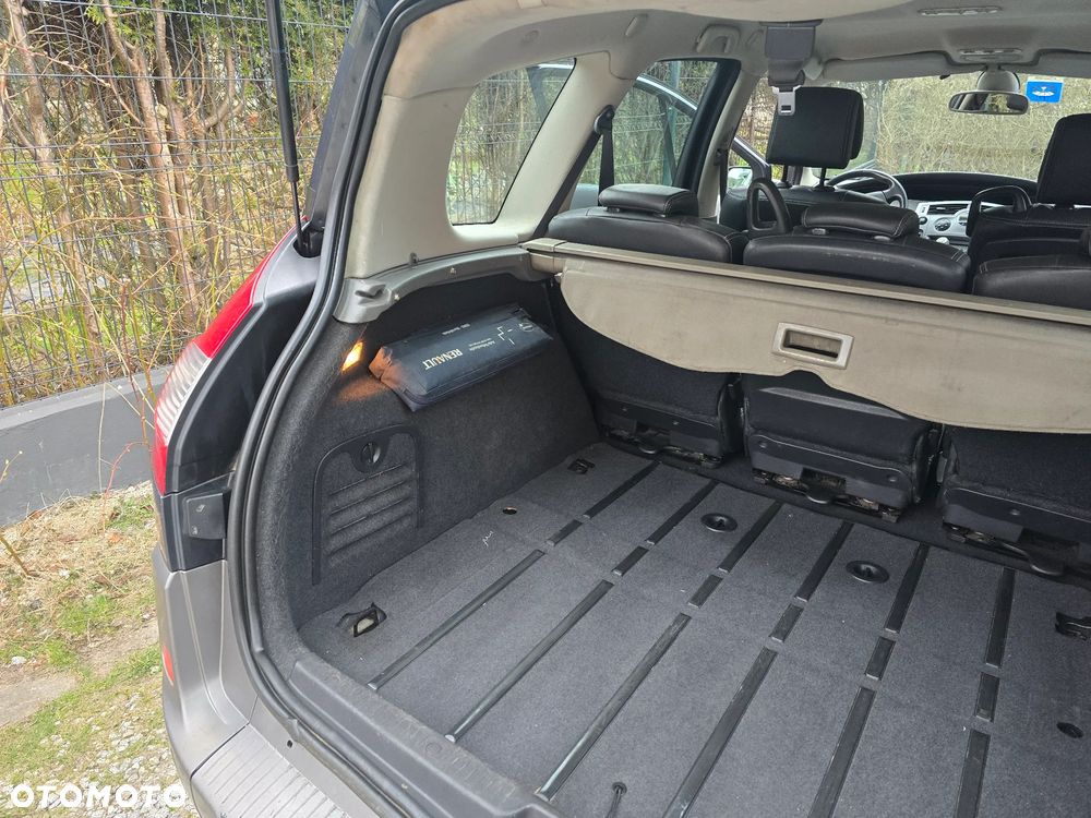 Renault Scenic 1.9 dCi Confort Authentique - 17