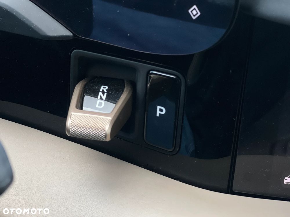 Porsche Taycan 4S - 23