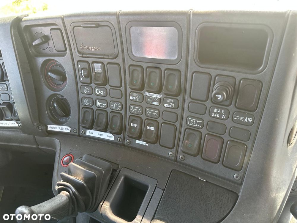 Scania 4X4 114c 340KM CNBOP pożarniczy specjalny 4X4 - 38