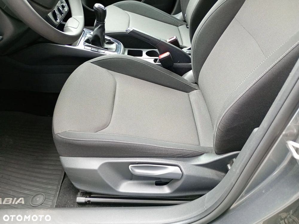Skoda Fabia 1.0 Ambition - 8