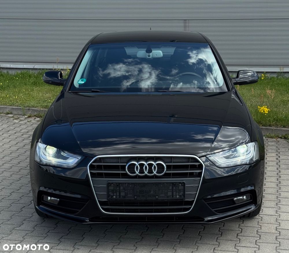 Audi A4 Limousine - 21