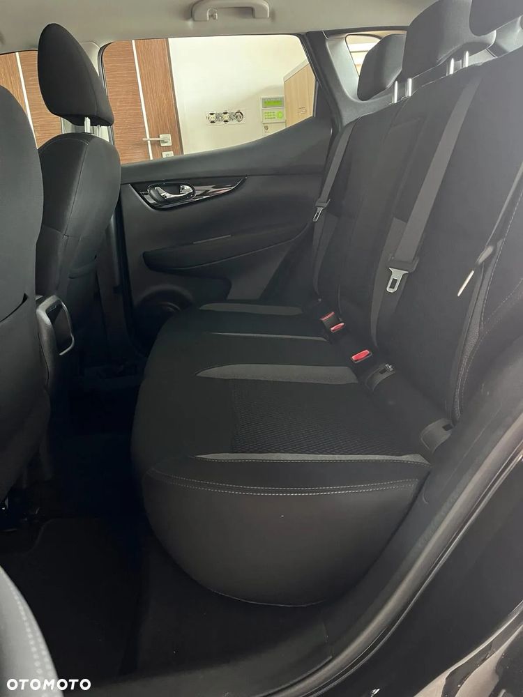 Nissan Qashqai 1.7 dCi ALL-MODE 4x4i N-CONNECTA - 5