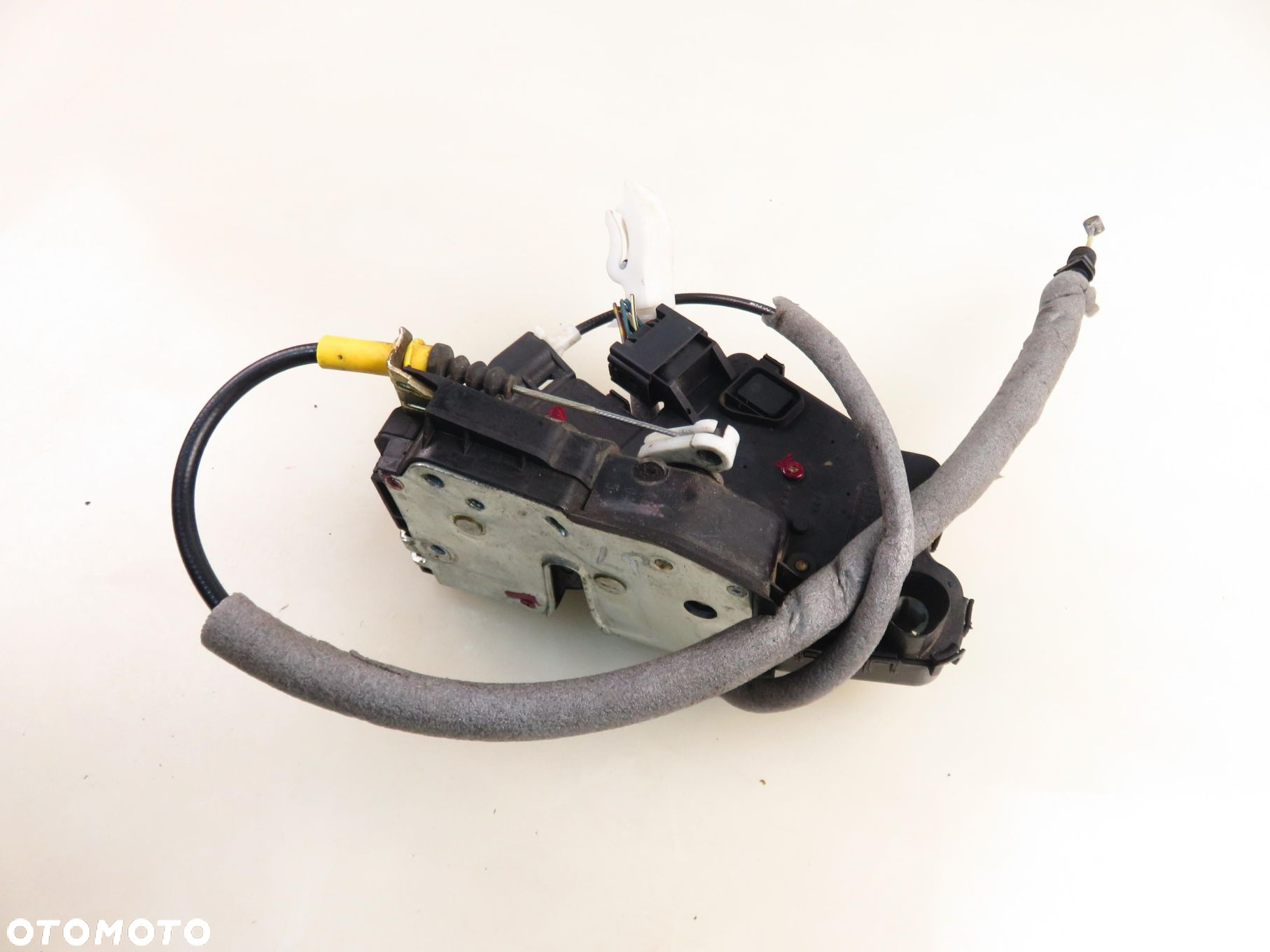ZAMEK LEWY PRZEDNI BMW E46 - 6