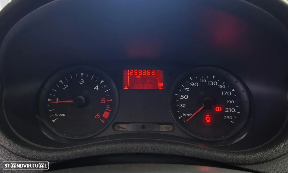 Renault Clio 1.5 dCi Confort - 6