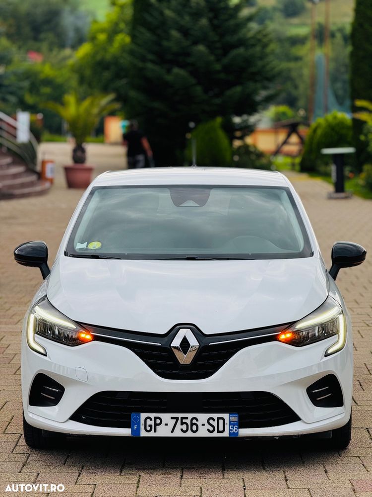 Renault Clio - 2