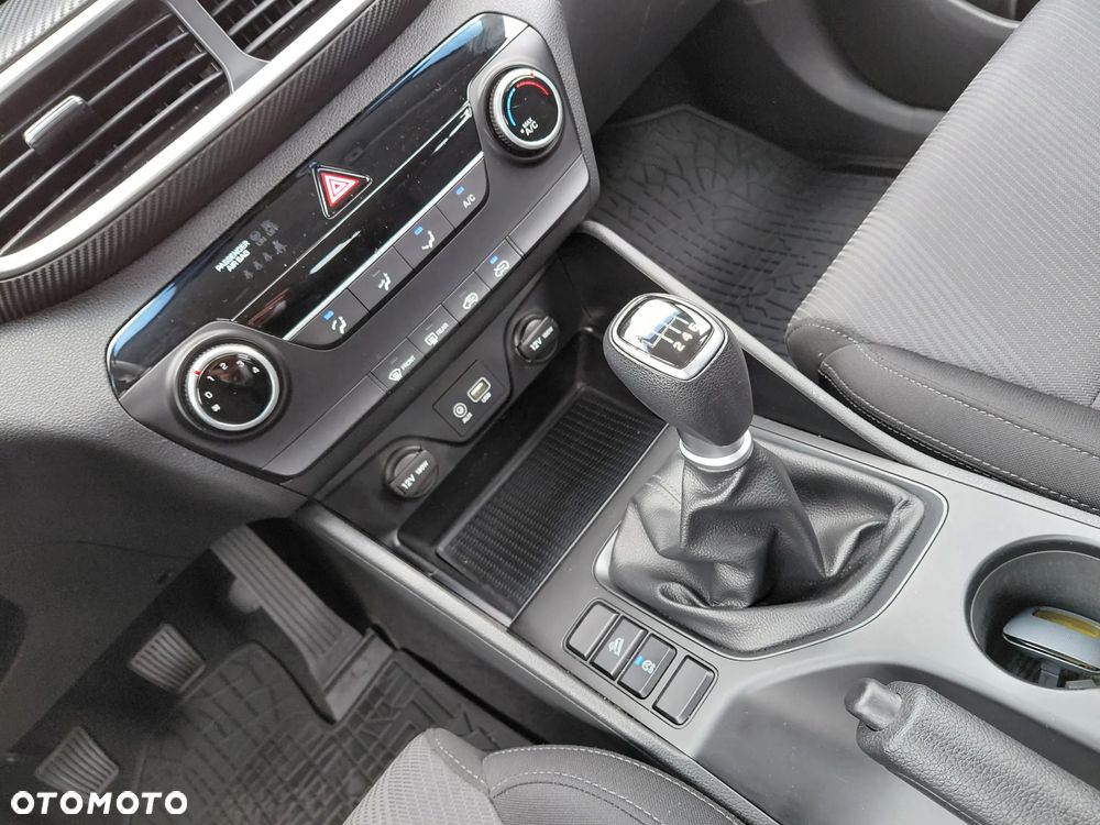 Hyundai Tucson 1.6 GDI BlueDrive Classic 2WD - 17