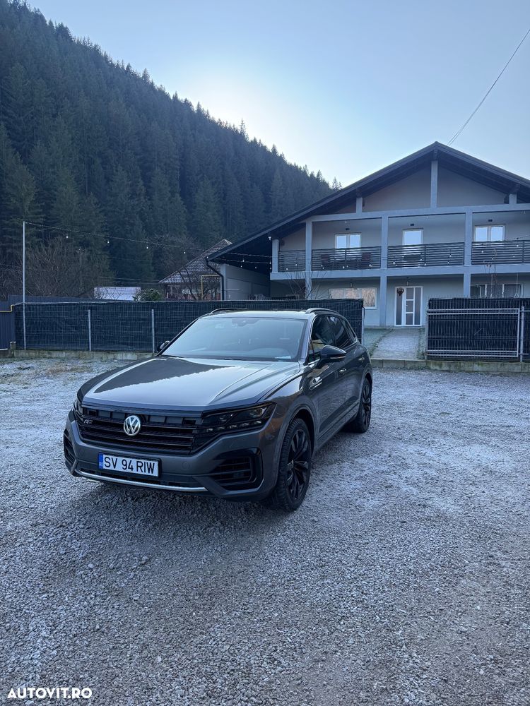 Volkswagen Touareg - 2