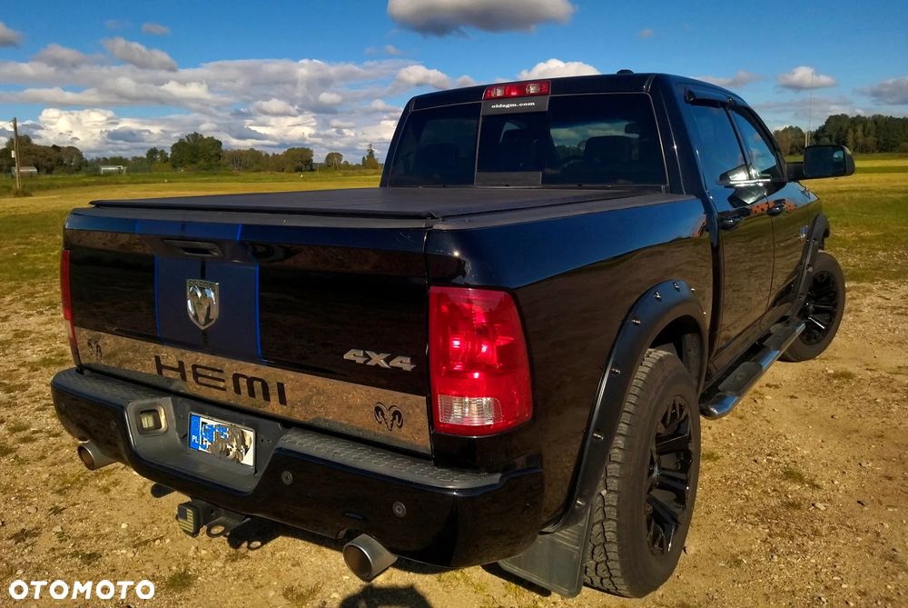 Dodge RAM 1500 5.7 4x4 - 2