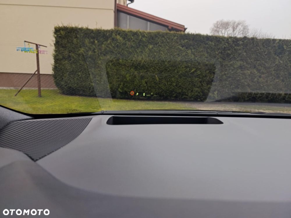 Toyota Corolla 1.8 Hybrid Executive - 29