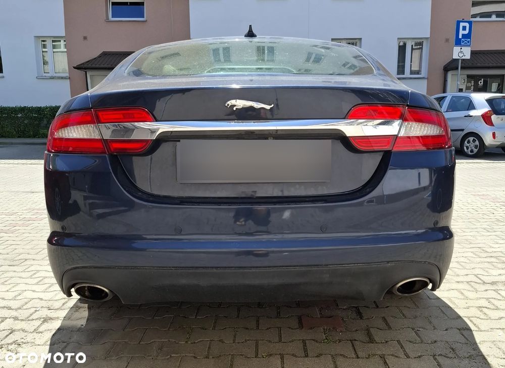 Jaguar XF 3.0 V6 D Premium Luxury - 5