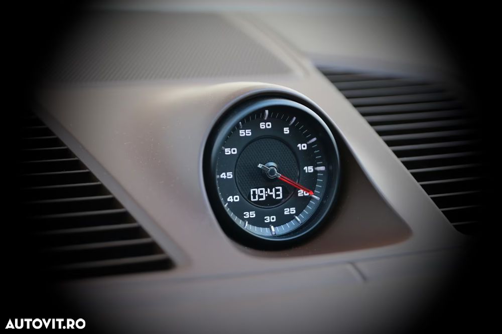 Porsche Cayenne Coupe - 23