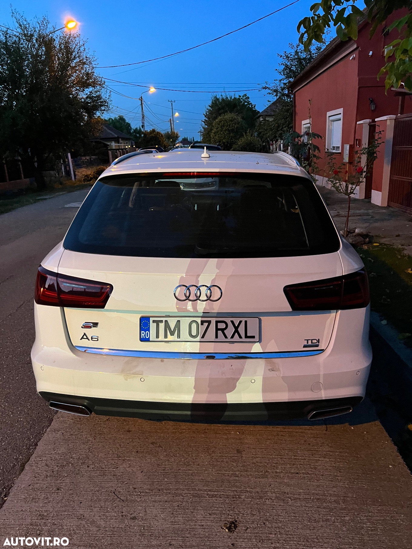 Audi A6 Avant 2.0 TDI Ultra S tronic - 4