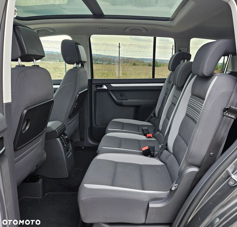 Volkswagen Touran 1.6 TDI DPF BlueMotion Technology Life - 16