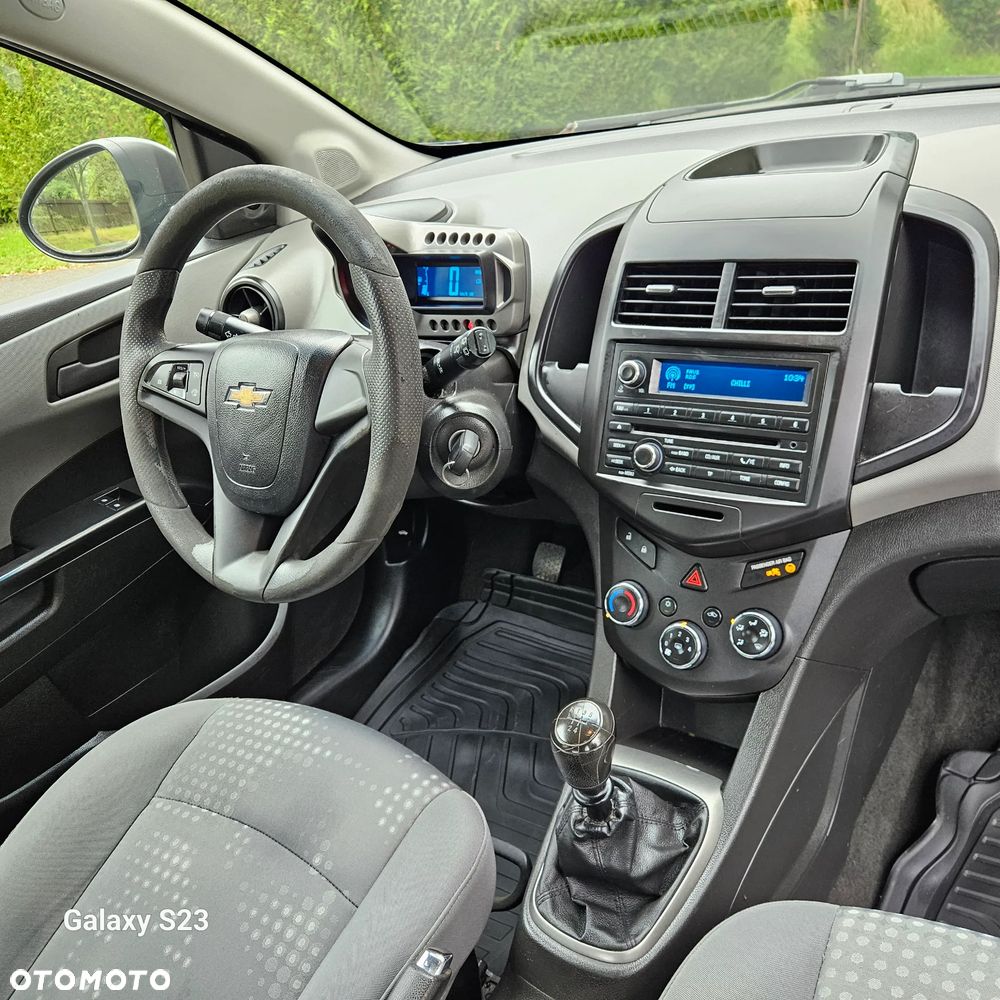 Chevrolet Aveo 1.2 LS - 26