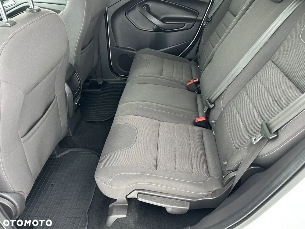 Ford Kuga - 27