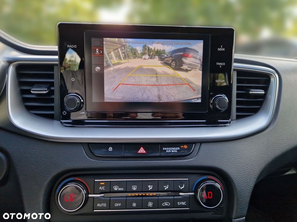 Kia Ceed - 19