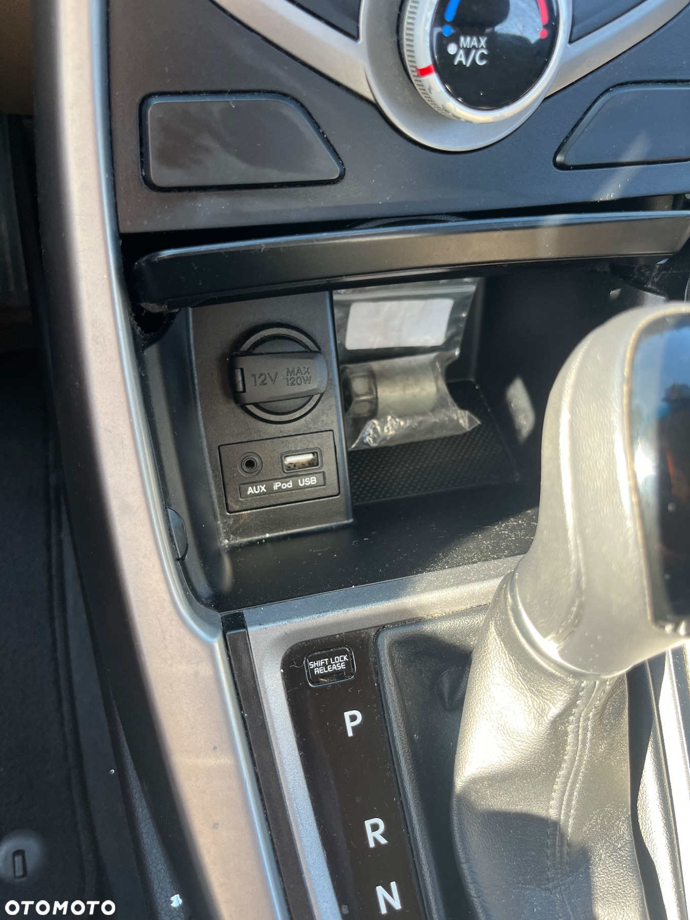 Hyundai Elantra - 27