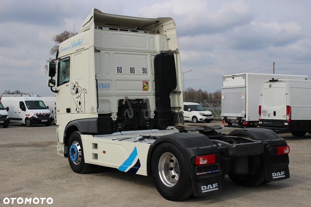 DAF XF 106.480 / RETARDER /LODÓWKA /KLIMA POSTOJOWA /OPONY 80%/**SERWIS FR **/ IDEALNY STAN / - 4