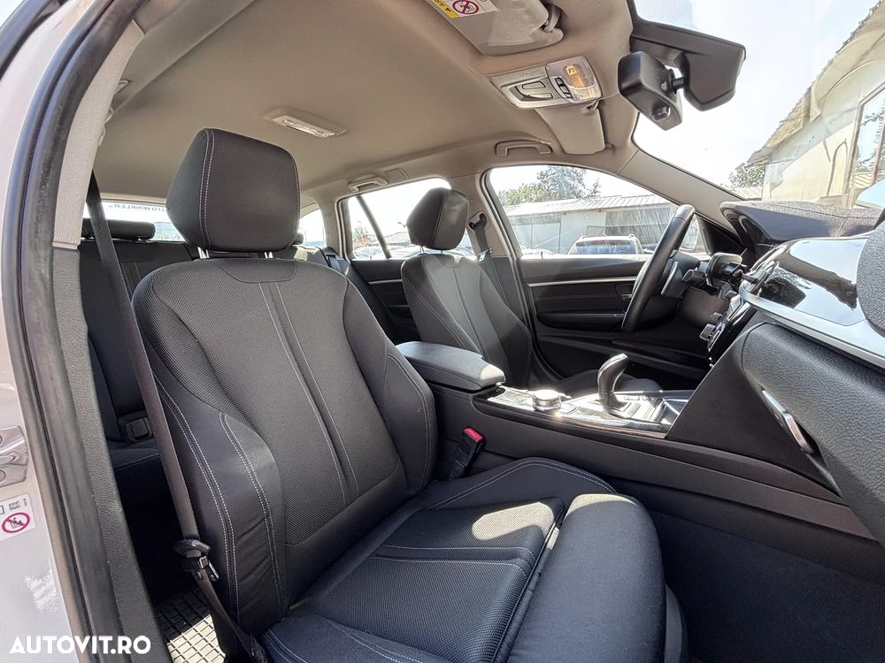 BMW Seria 3 330i xDrive Aut. Sport Line - 29