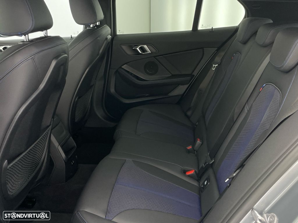 BMW 116 d Pack Desportivo M Auto - 12