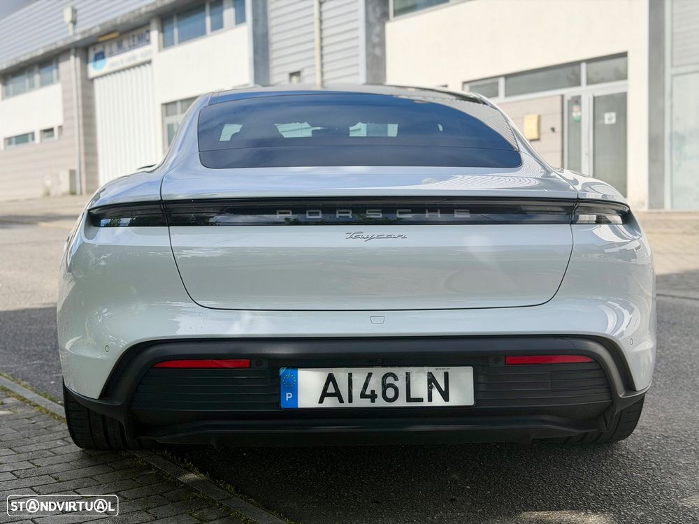 Porsche Taycan 4S Bateria Performance Plus - 24