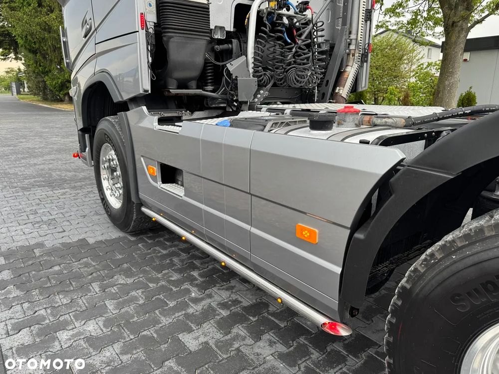Volvo FH 500 /6X4 /BEZ I-SAVE/PODNOSZONA OŚ/REGULOWANE SIODŁO/CAŁE NA PODUCHACH/ RETARDER / Z NIEMIEC - 21