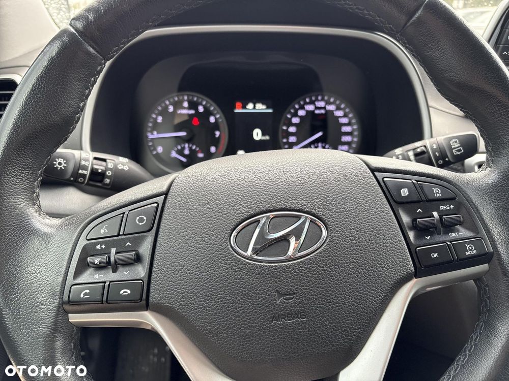Hyundai Tucson - 25