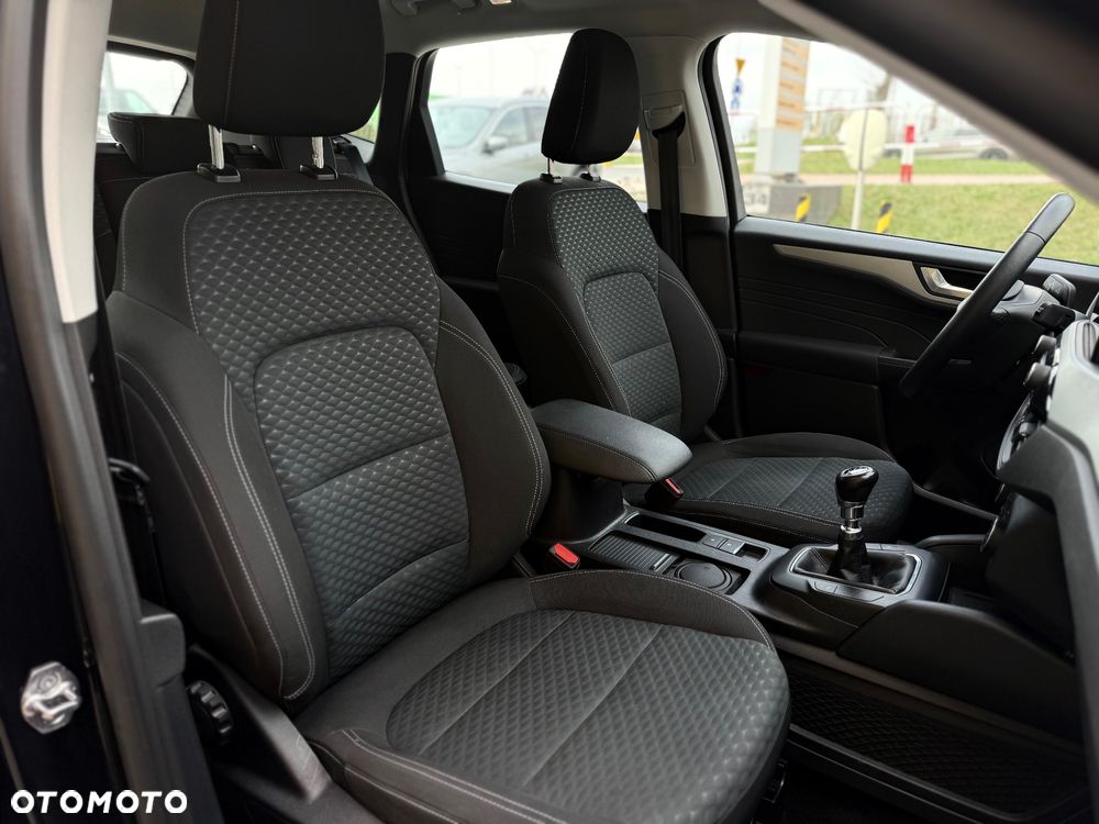 Ford Kuga 1.5 EcoBoost TITANIUM - 23