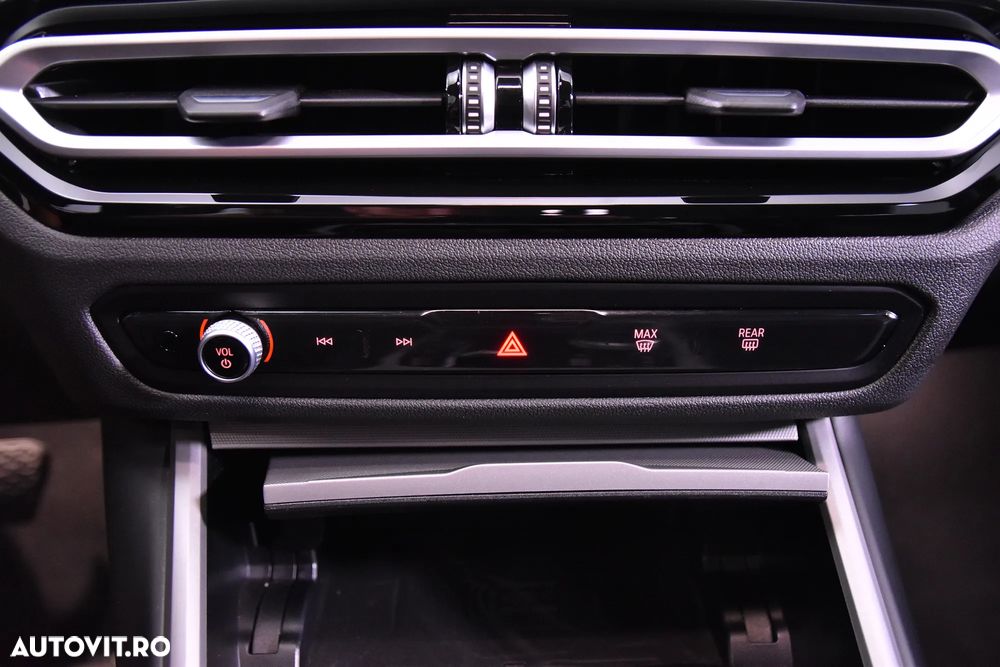 BMW Seria 3 318d AT MHEV - 18