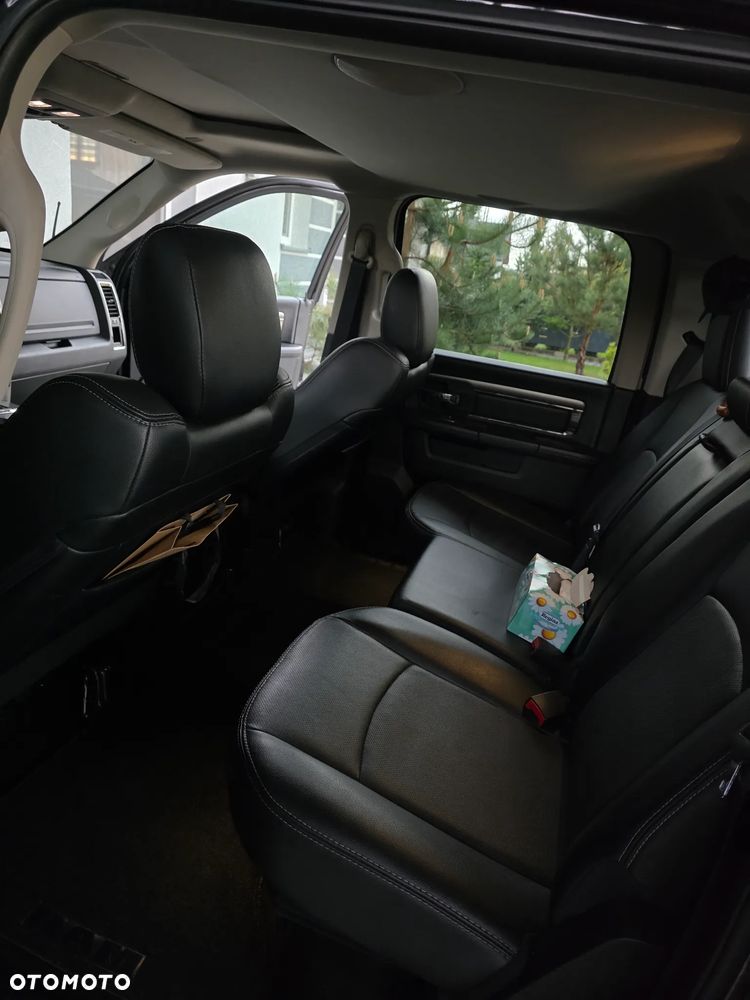 RAM 1500 Crew Cab Sport - 16