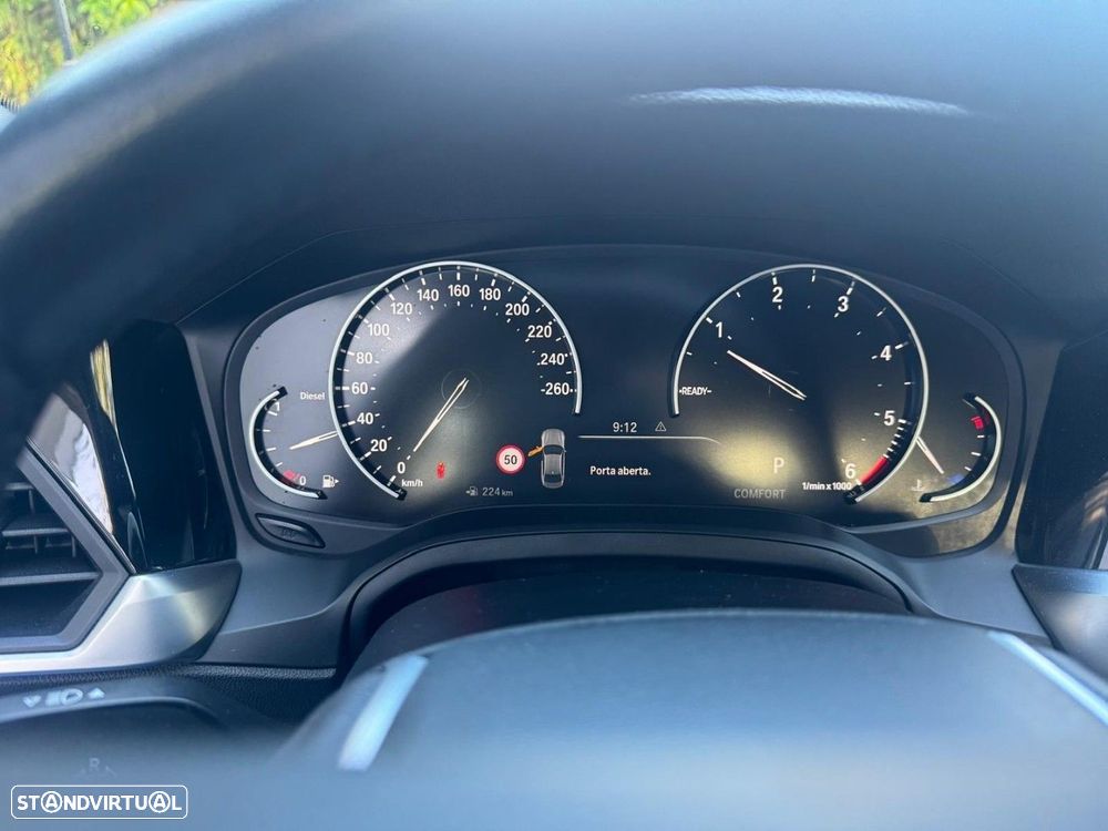 BMW 318 d Line Luxury Auto - 18