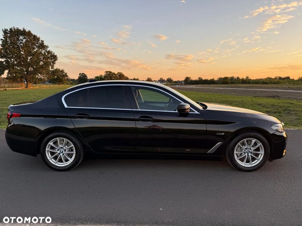 BMW Seria 5 530e - 13