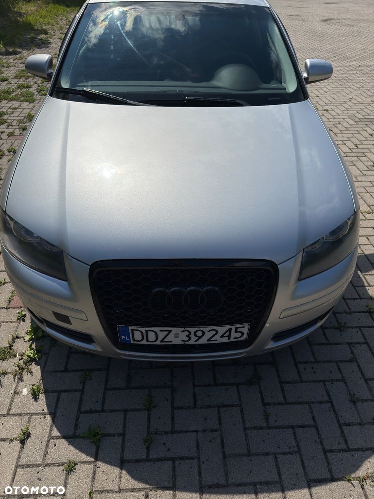 Audi A3 3-drzwiowe 1.6 FSI Ambiente - 6