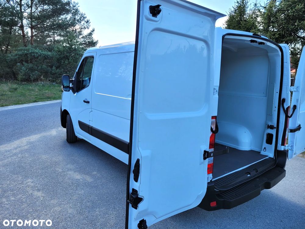 Renault Master - 32