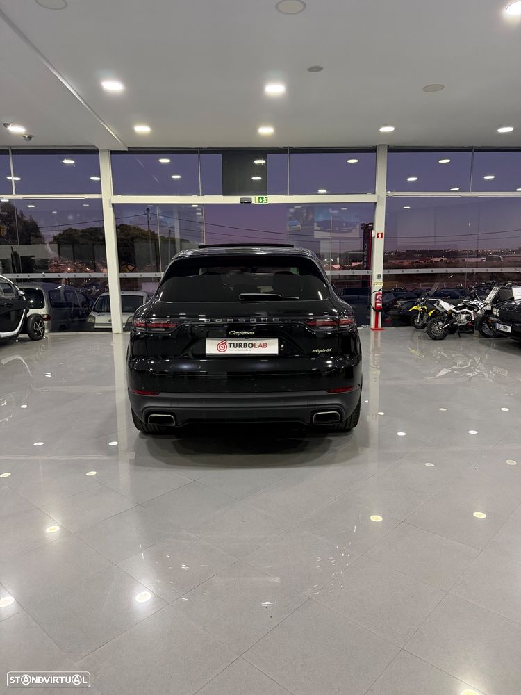 Porsche Cayenne - 6