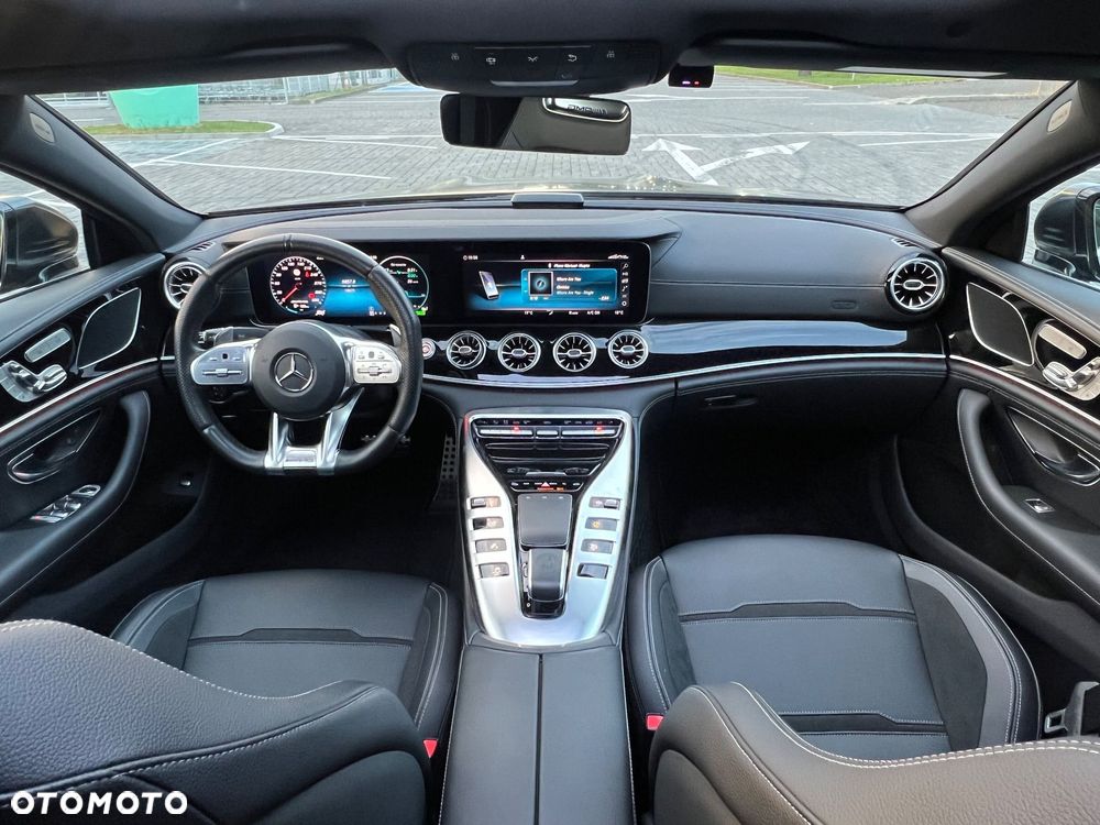 Mercedes-Benz AMG GT 43 4-Matic+ - 16