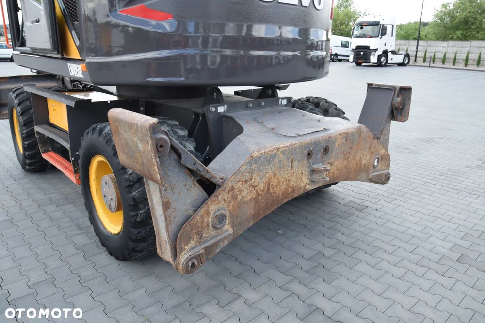 Volvo EWR150E / 6400 MTH / KOPARKA KOŁOWA / KABINA / KLIMATYTZACJA / SPYCH / STABILIZATORY / DODATKOWY OSPRZĘT / 3 ŁYŻKI / SPROWADZONA - 11