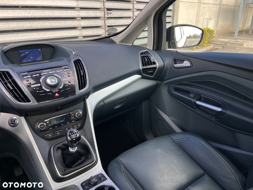 Ford Grand C-MAX - 16