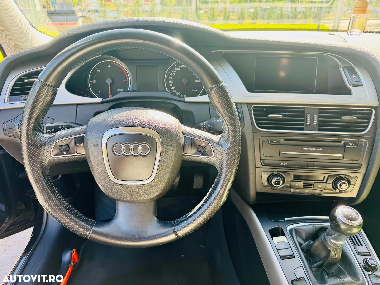 Audi A4 2.0 TDI B8 - 10