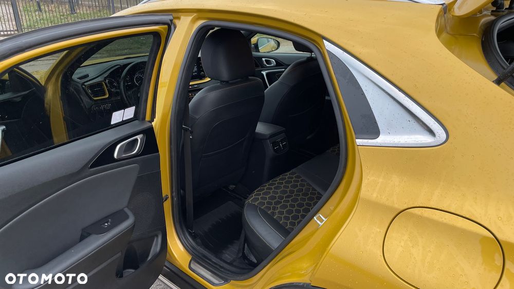 Kia XCeed - 9