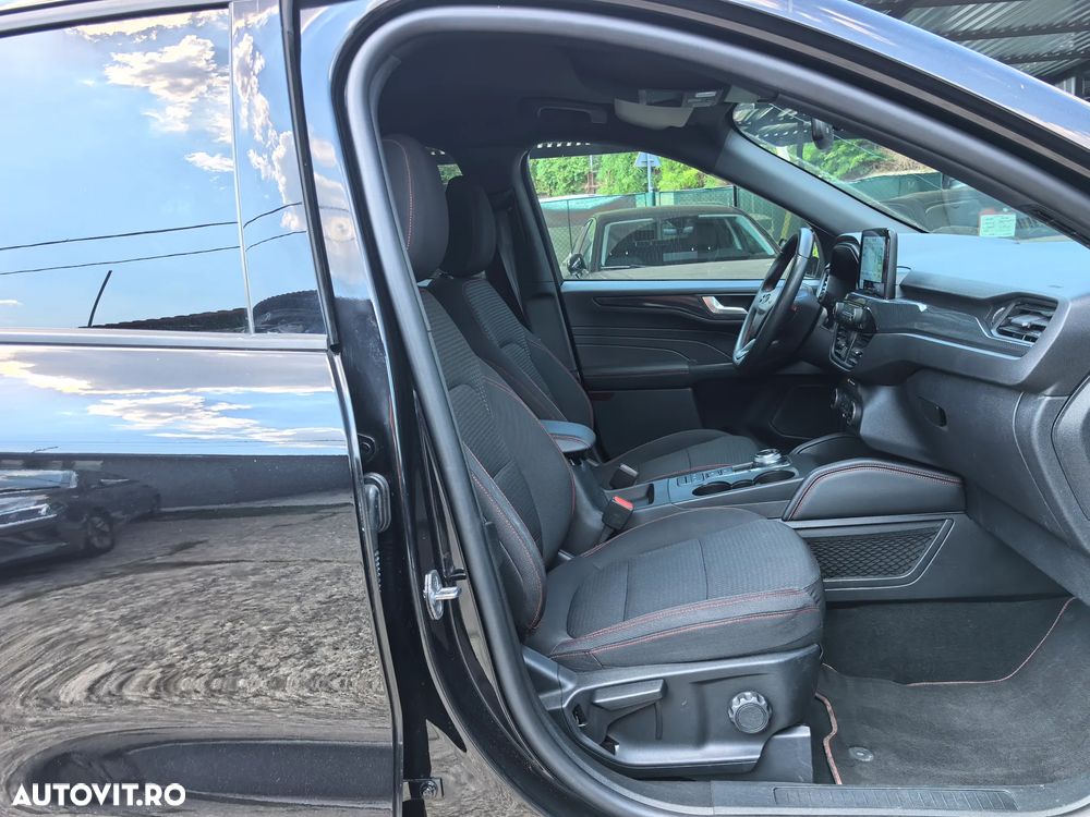Ford Kuga 2.5 Duratec FHEV ST-LINE - 16
