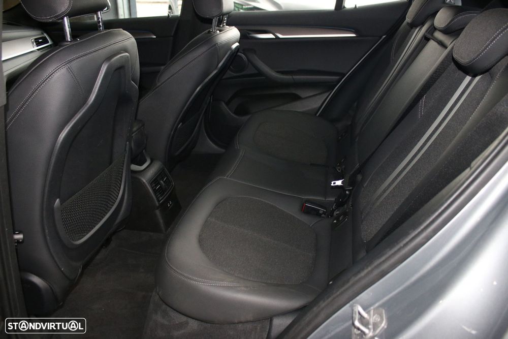 BMW X2 25 e xDrive Pack M - 22