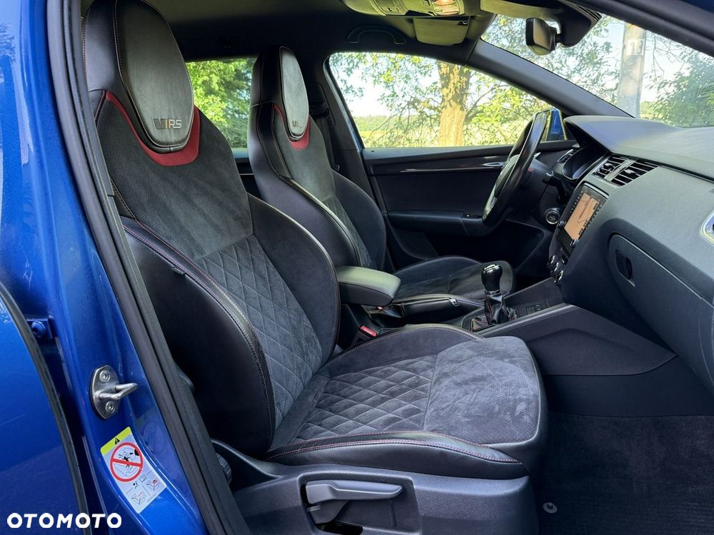 Skoda Octavia 2.0 TDI RS - 10
