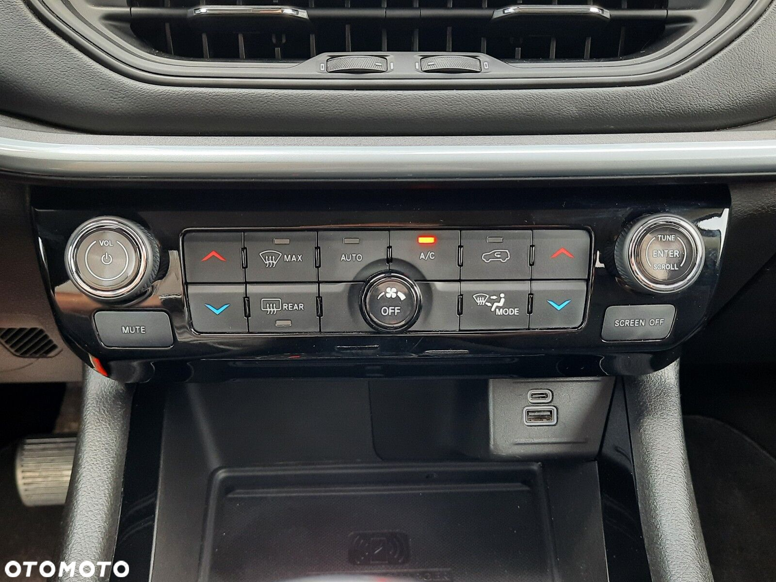 Jeep Compass 1.3 T4 PHEV 4xe Limited S&S - 37